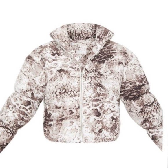 PrettyLittleThing Snake Print Puffer Jacket, sz 6 - Picture 2 of 8